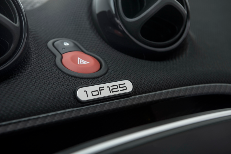 Illustration for article titled The Brabus 125R Is a Ballistic 125-HP Smart ForTwo Pocket Rocket